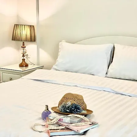 Aora Boutique Hotel Sutthisan