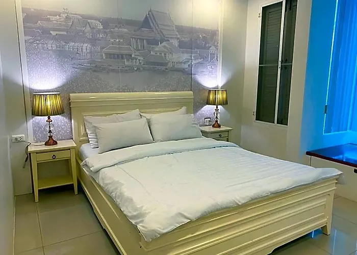 Aora Boutique Sutthisan Hotel